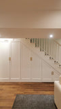 Every home can use more storage. Fortunately, the often-neglected space beneath a staircase provides an ideal spot for that. From coat closet, kitchen pantry, home office to bookshelves. The options are virtually endless.