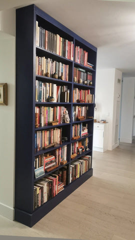 ​
The 7-tier double  blue bookcase offers ample room to elegantly showcase  books, cherished photo frames, and decorative treasures.
